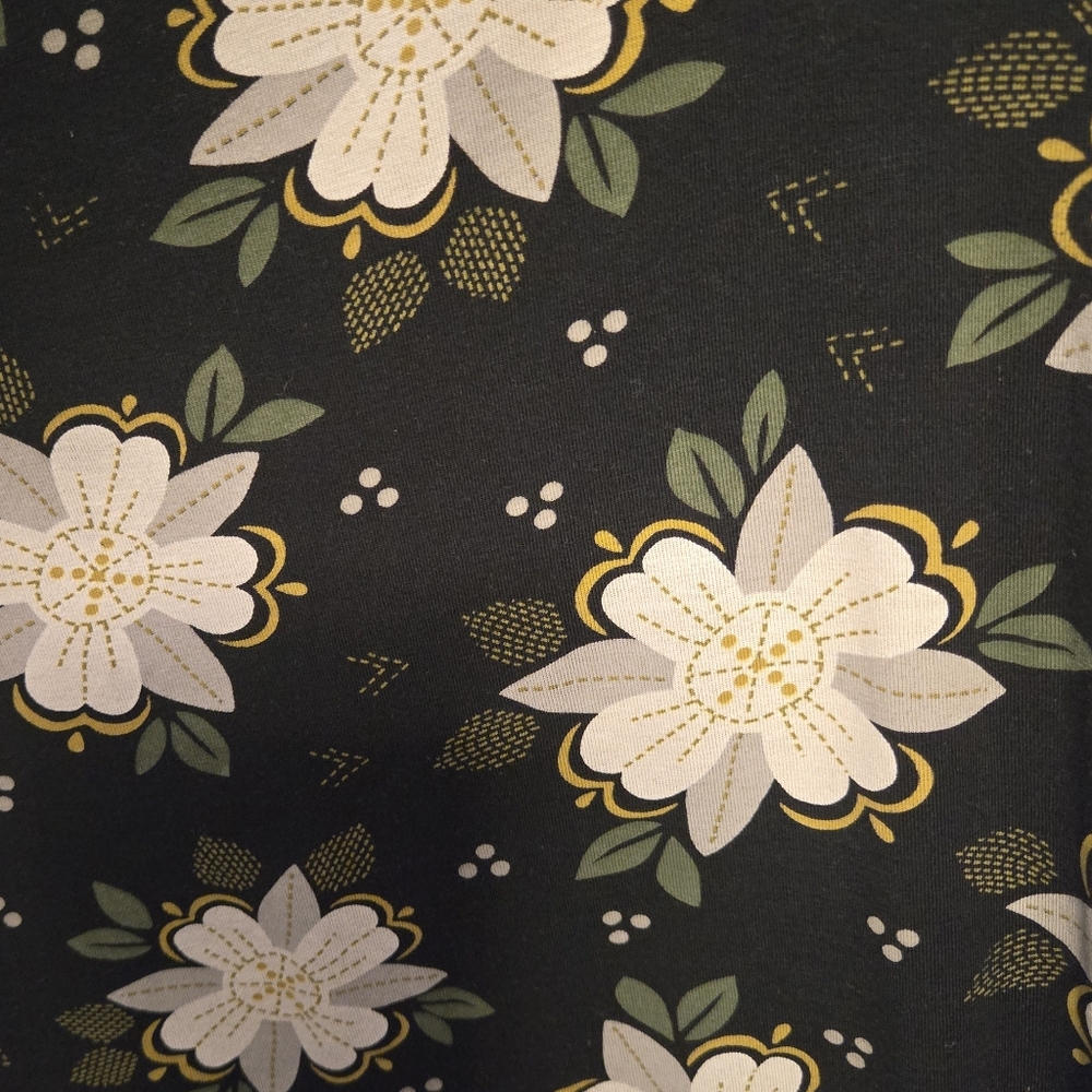 XL Gudrun Sjoden Tunic/Dress in Great Condition, Black With a Floral Pattern - Picture 3 of 3